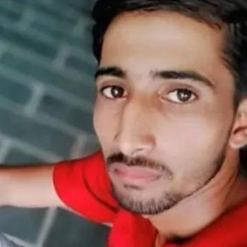 दरी बिछाने के विवाद में युवक को पीट-पीटकर मार डाला, सदमे में आए परिजन