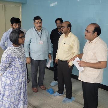 पीबीएम अस्पताल का औचक निरीक्षण व अधिकारियों की बैठक।