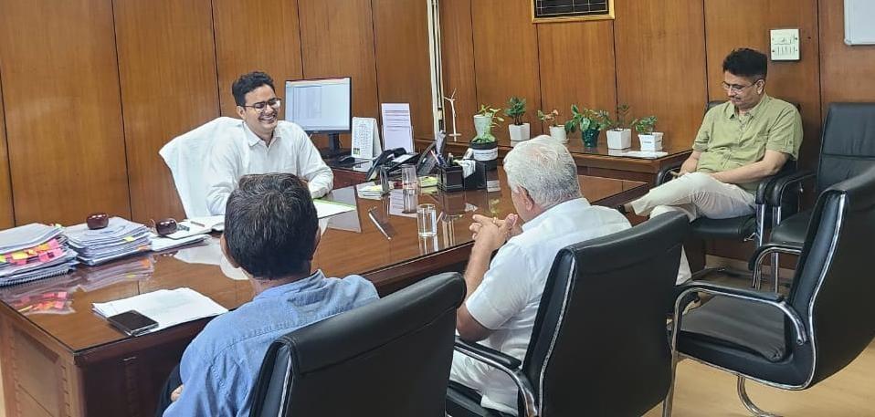 किसानों को कम वोल्टेज और ट्रिपिंग की समस्या