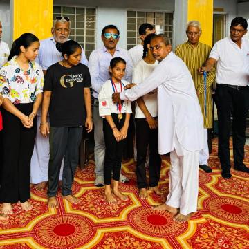 जिला स्तरीय विद्यालयी योग प्रतियोगिता संपन्न